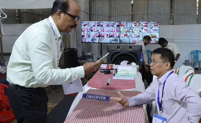 Karnataka by-polls: Cong ahead in Bagalkot, BJP leads in Davanagere South