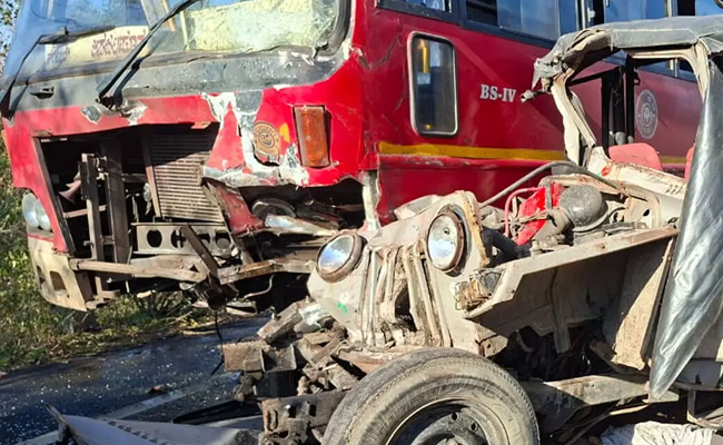 Kalaburagi: Three killed on the spot in multi-vehicle collision