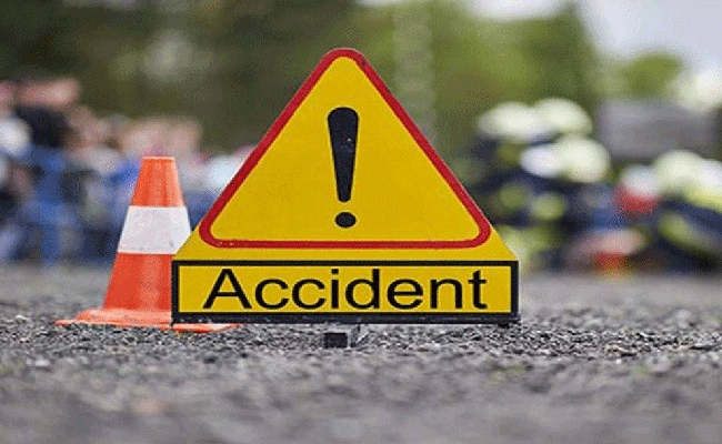 Two-wheelers collide in Gubbi; both riders killed