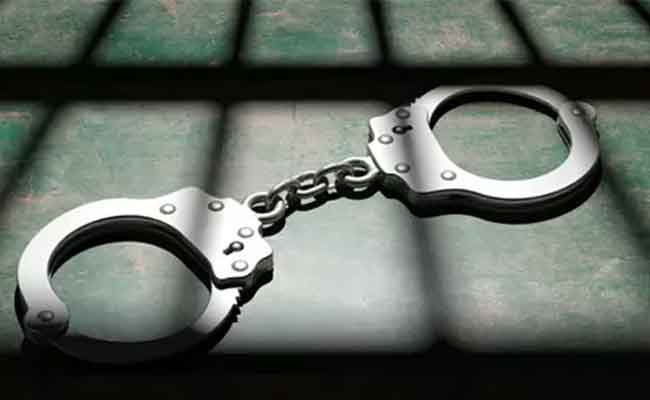 Two held for assaulting policemen over drinking in public