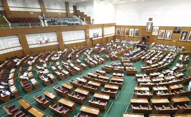 Karnataka Assembly briefly adjourned after sound system malfunction