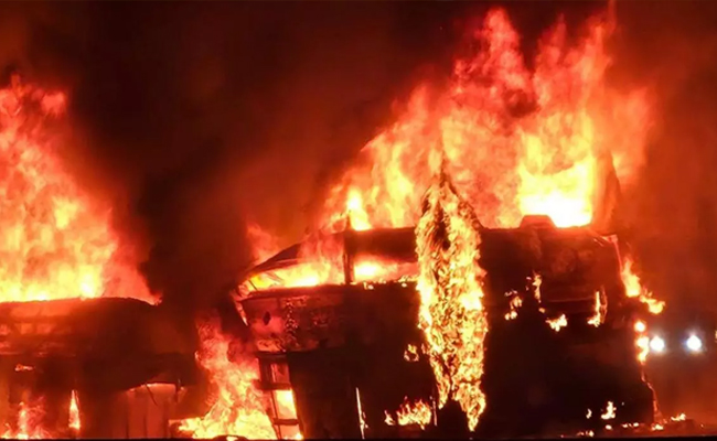 Chitradurga bus accident: Driver succumbs to injuries in Hubballi hospital