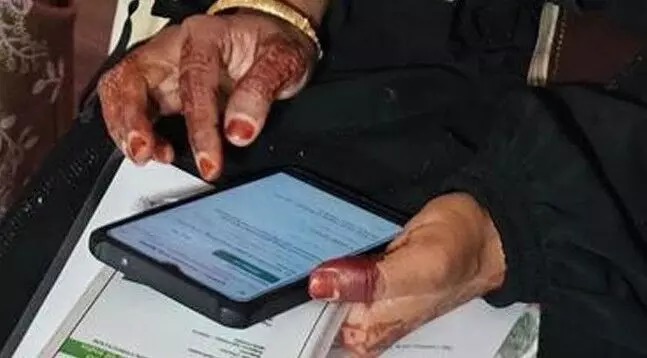 Tumakuru: Muslim teacher abused during survey, allegedly forced to leave village