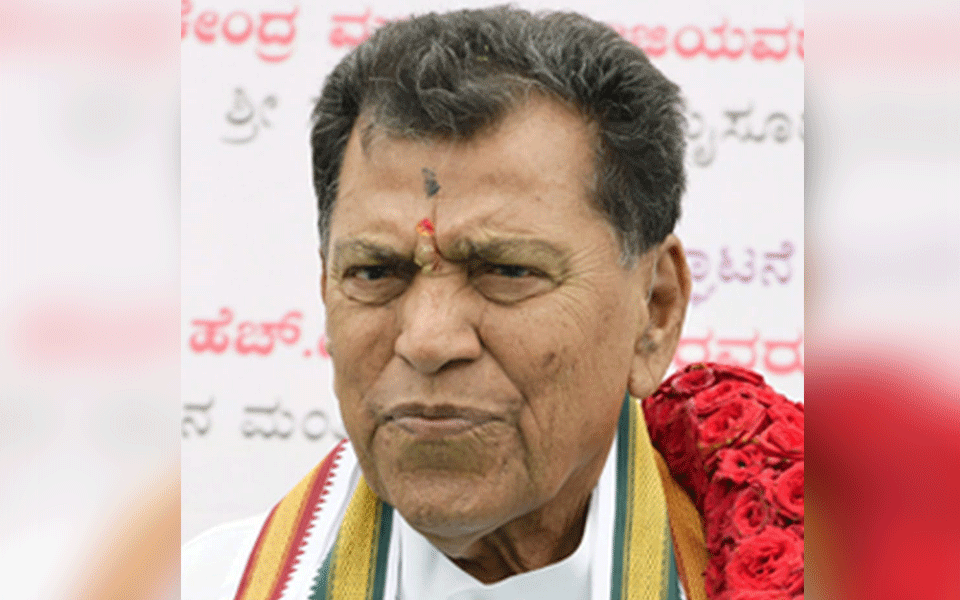 Mandya: Former MLA Dr. HD Chowdaiah passes away at 94