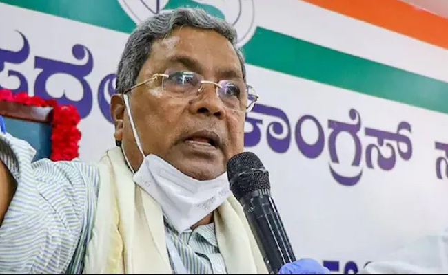 Advocate-activist files defamation case against CM Siddaramaiah for calling him "blackmailer"