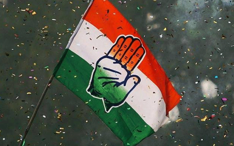 Last minute ditch: Cong candidates get IT shock