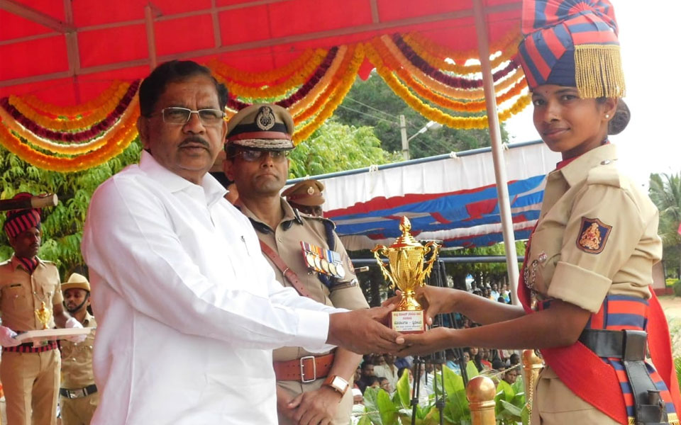 Number of woman police must increase in state: DCM Parameshwar