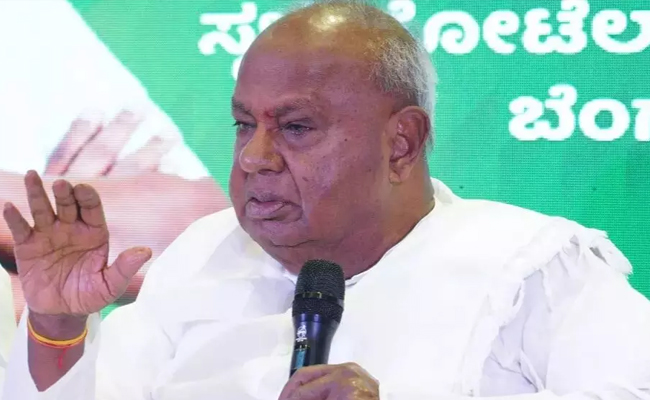 Deve Gowda hints at NDA tie-up for local body, Panchayat polls