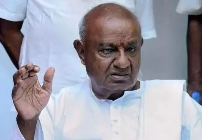 Ex-PM Deve Gowda stable and in good spirits, says hospital
