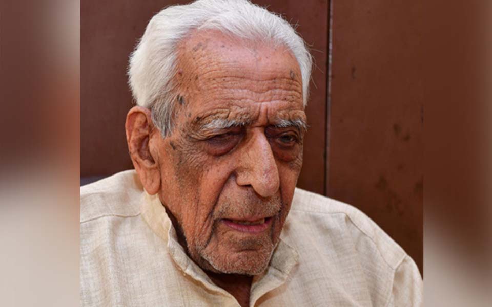 Freedom fighter H S Doreswamy blames Modi government of being anti-Vokkaliga