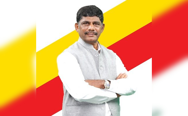 BAMUL president slams Flipkart over selling milk for Re 1 per litre