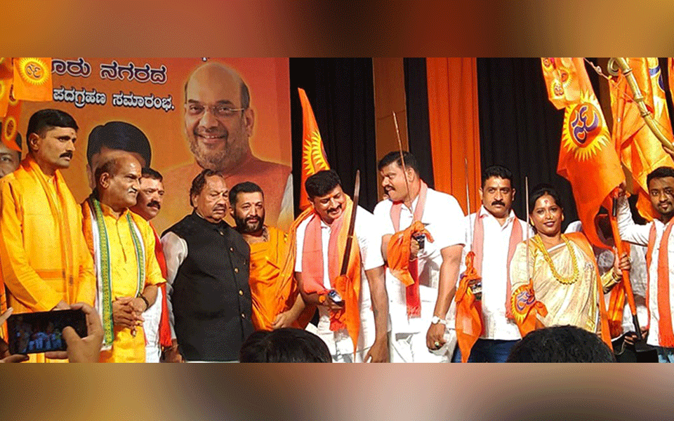 MLAs who win elections with the help of Muslim votes are 'Hijadas': Karnataka Minister KS Eshwarappa