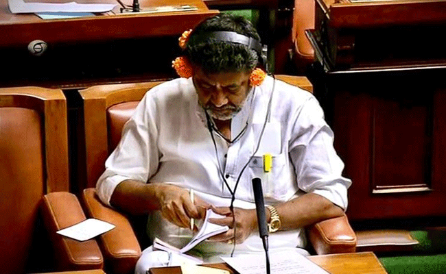 As Karnataka CM readies to present budget, Congressmen attend Assembly wearing flowers on ears