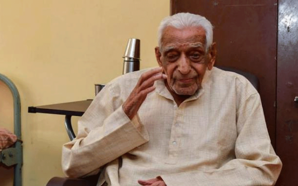 Don't tweak Constitution, freedom fighter urges Modi