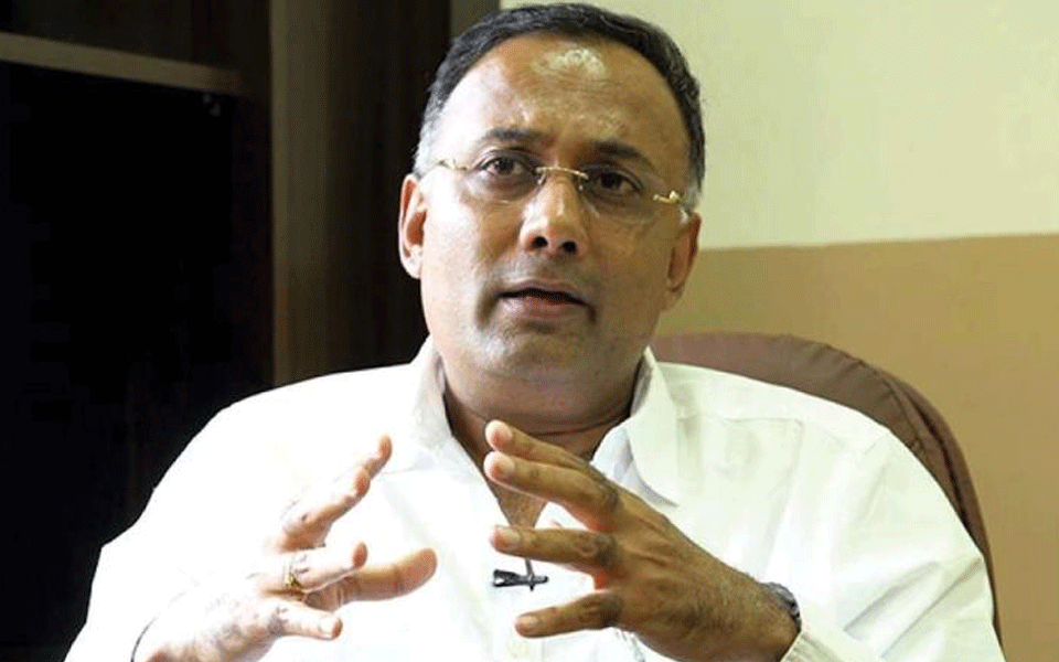 BSY, K.S Eshwarappa, Kore are ‘Kingpins’: Dinesh Gundu Rao