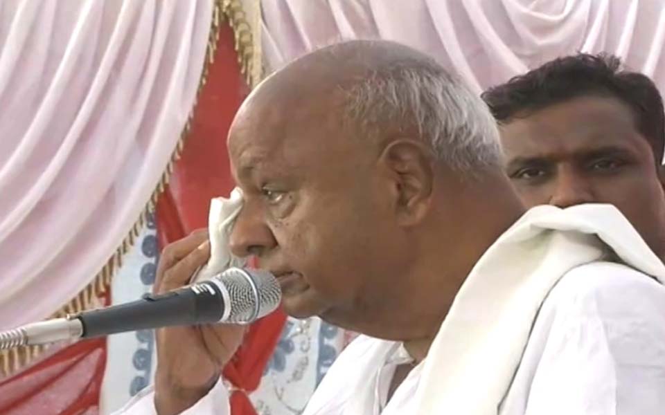 Deve Gowda, son, grandson turn emotional, BJP dubs it 'drama'