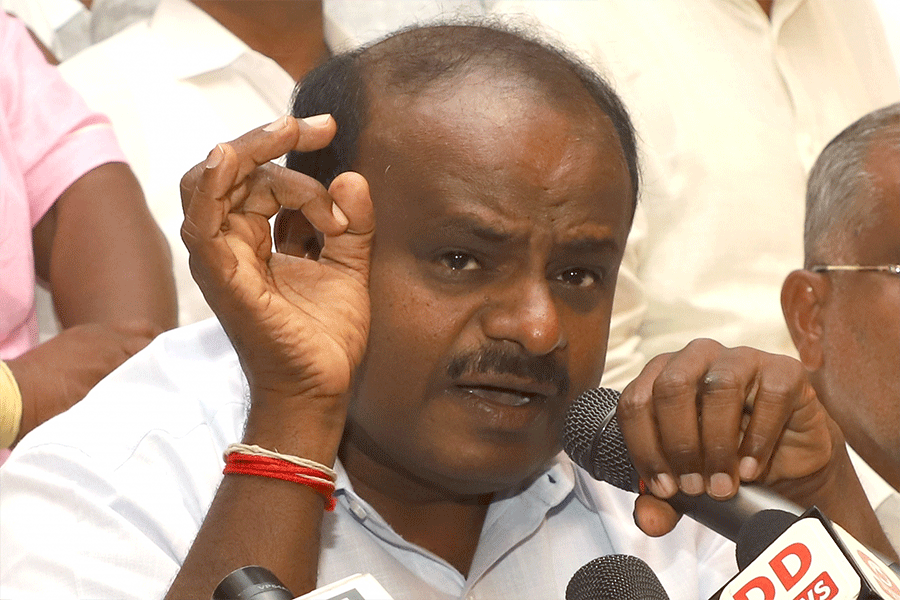 Release Rs 2,000 cr immediately for flood relief: Karnataka