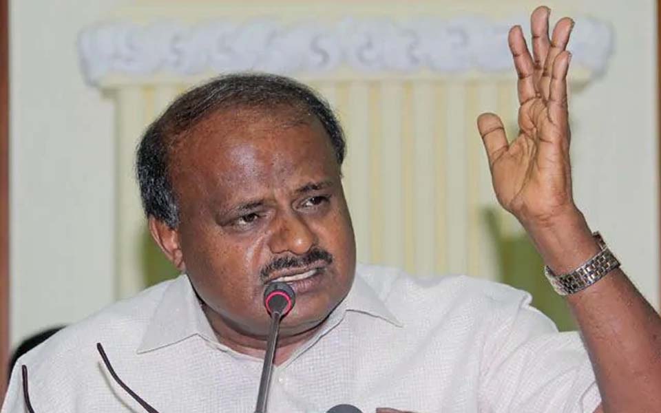 congress-is-b-team-of-bjp-former-karnataka-cm-kumaraswamy