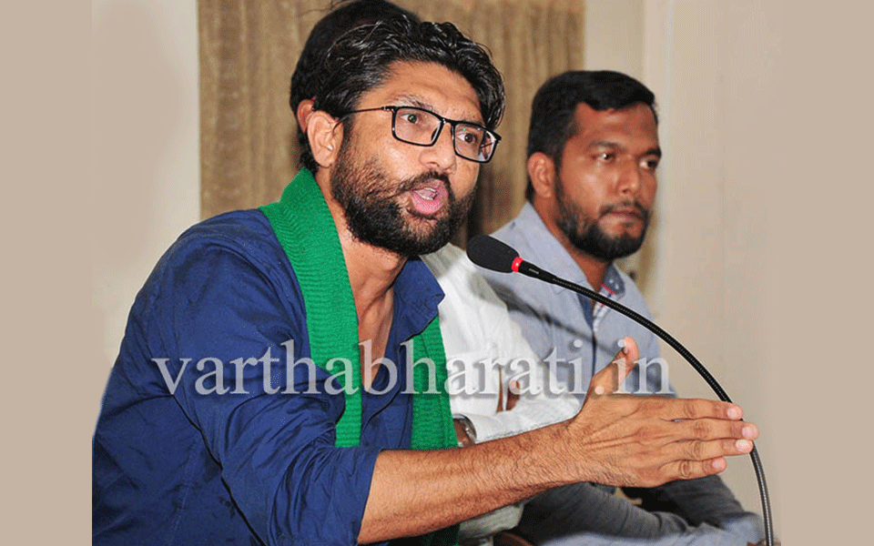 MLA Jignesh Mevani challenges Modi to come to debate over his four years administration