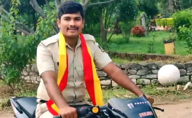 Kalaburagi: 24-year-old constable falls on road as his bike goes out of control, dies on spot