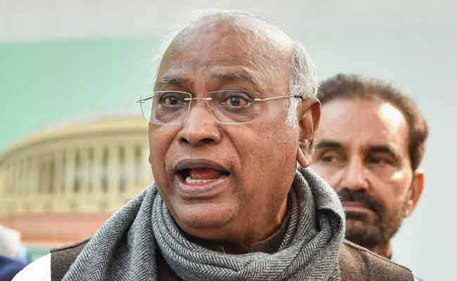 PM Modi abusing Gandhi family as he has nothing to his credit: Cong chief Kharge