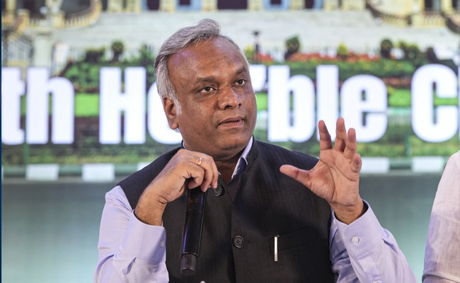 Vote 'theft': ECI 'lying', colluding with BJP, allege Congress leaders