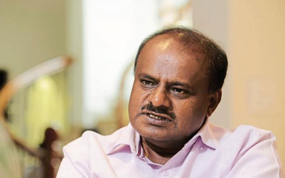 CM Kumaraswamy angry on media