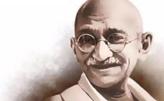 Gandhi Smaraka Nidhi condemns misuse of Mahatma's image in ad war between Cong, BJP