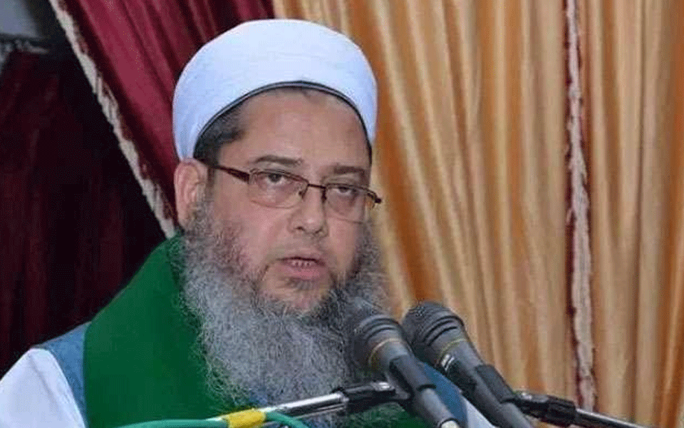 Maulana Tanveer Hashmi appeals all Muslims to take Covid vaccine