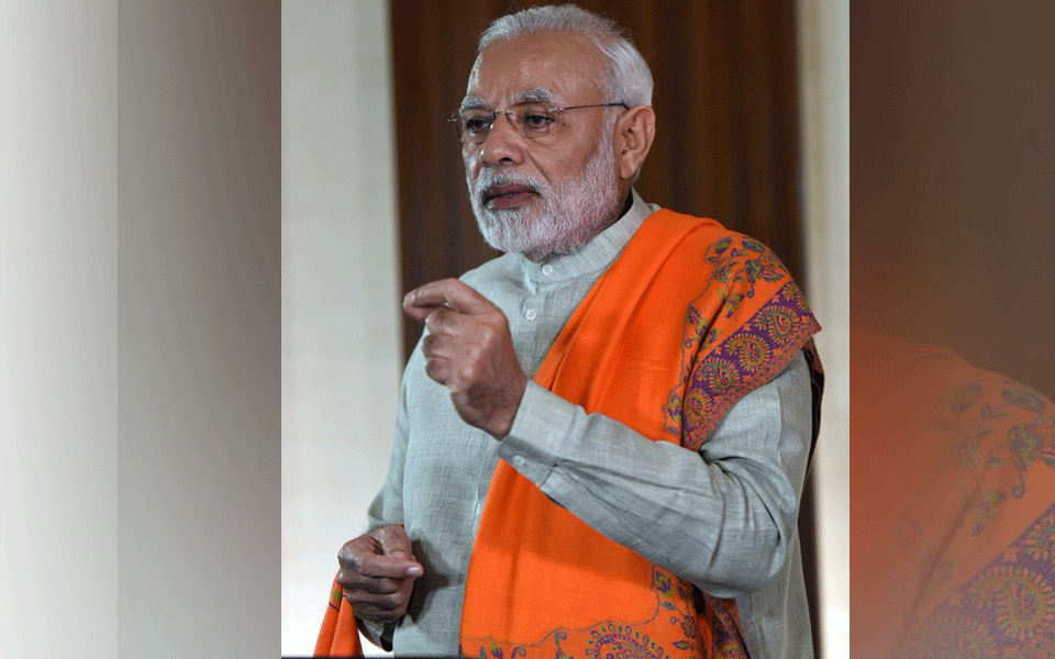 Karnataka needs "mission" government not "commission" government: Modi