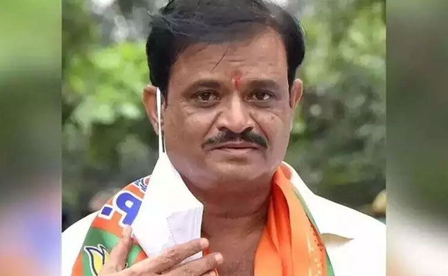 BJP MLA Munirathna asks Speaker to ensure he gets protection