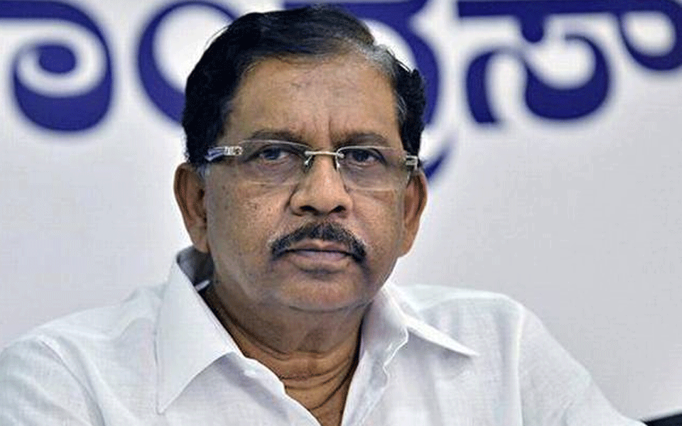 IT raids at Bengaluru residence of former Karnataka Dy.CM Dr. G Parameshwara