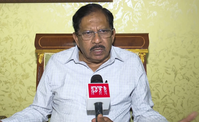 Crew of Iraqi cargo vessel denied entry at Karwar port as per instructions from Centre: Parameshwara