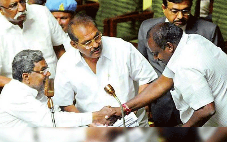 JDS-Cong coalition govt: HDK writes to Governor