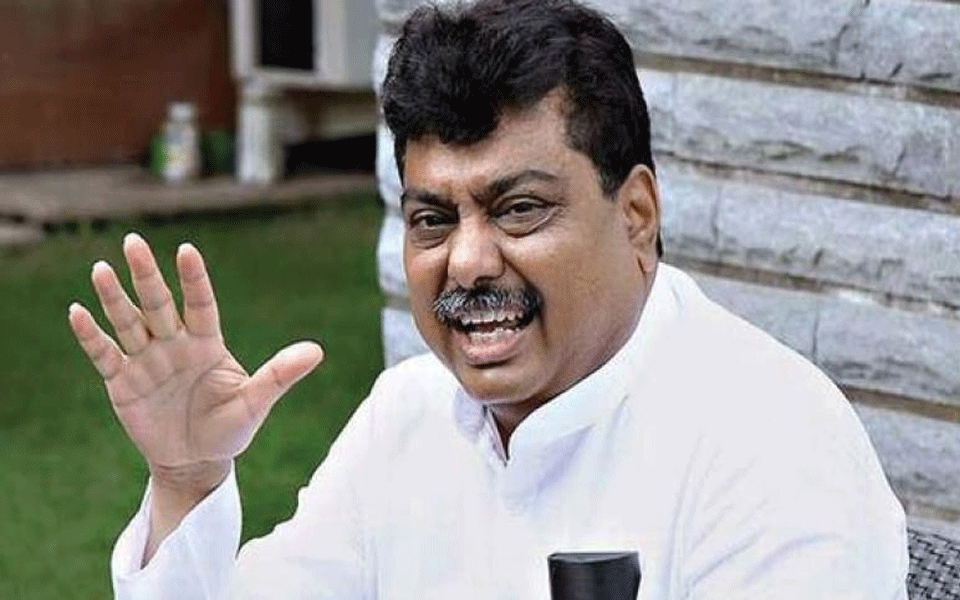 Jarkiholi brothers will not quit Congress: MB Patil