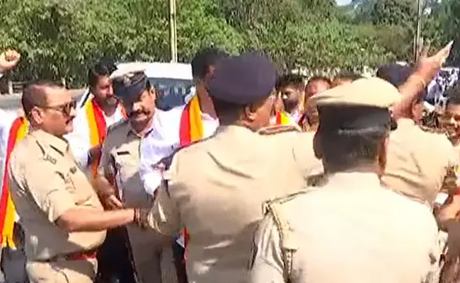 Belagavi police take KRV activists into custody during protest against MES
