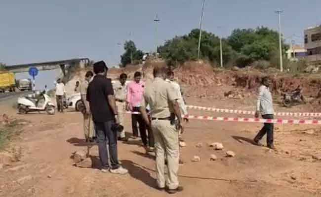 Unidentified burned body discovered on Karwar road in Hubbali