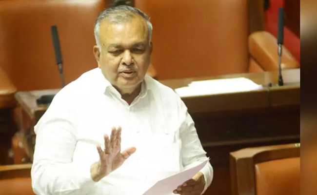 Have sanctioned 1,000 buses for next fiscal, says K'taka Transport Minister Ramalinga Reddy
