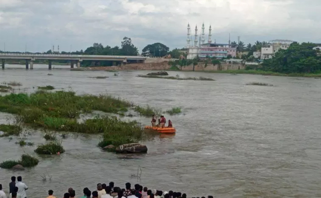 Shivamogga: Two youths drown while fishing in Tunga river 