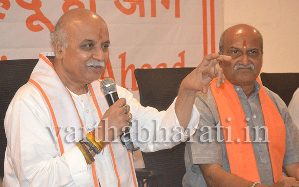 Its Modi’s loot government: VHP leader Praveen Bhai Togadia