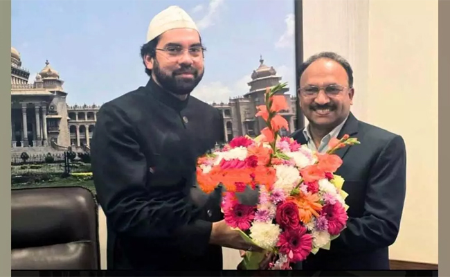 Bengaluru: Sheikh Latif assumes charge as CEO of State Waqf Board