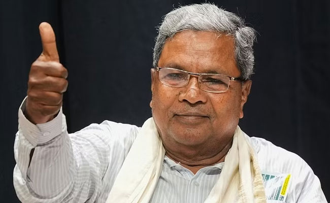 Siddaramaiah puts forth questionnaire on people’s woes, tells PM, ‘AnswerMadiModi’