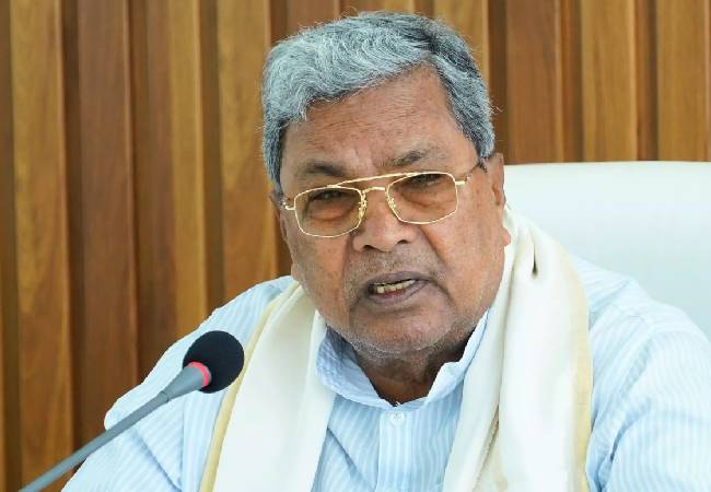 Raise Shivajinagar metro station naming issue with Centre: Siddaramaiah tells Maharashtra CM