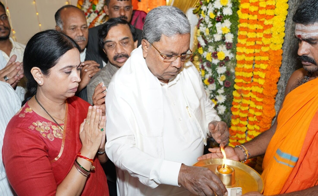 Destruction of evil, protection of virtuous symbolises Dasara: CM Siddaramaiah