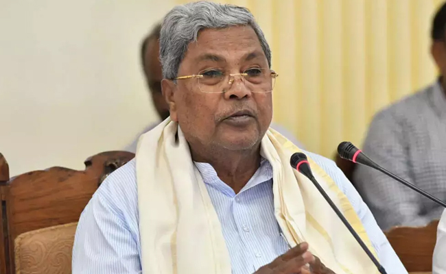 CM Siddaramaiah accuses BJP of ‘communalising’ Karnataka order on religious attire in schools