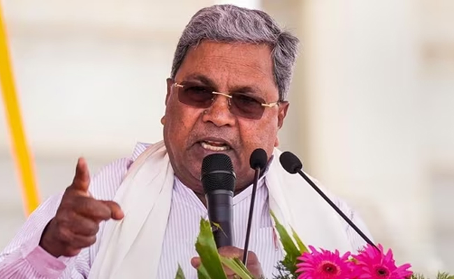 Siddaramaiah rejects CM change speculation after meeting Rahul Gandhi