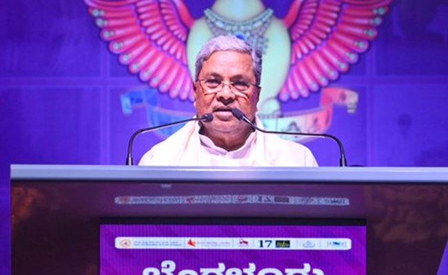 Films must reflect social realities: K'taka CM Siddaramaiah