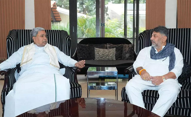 Happy Siddaramaiah becomes longest-serving CM of Karnataka: Shivakumar