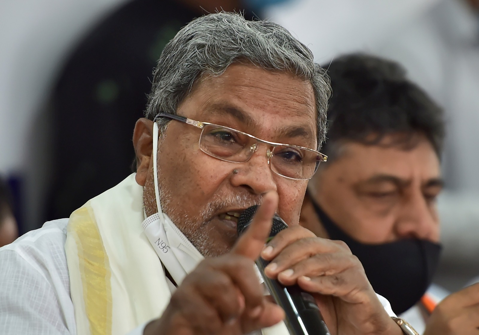 Surprised and saddened by Deve Gowda's statement: Siddaramaiah
