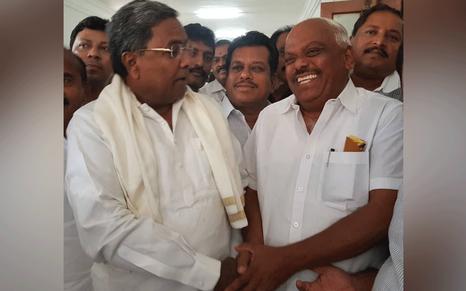 Speaker hails Siddaramaiah government